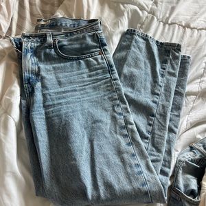 Levi Low Pro Jeans